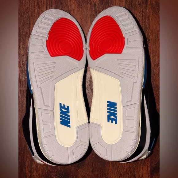 Jordan size 8 - Picture 14 of 14